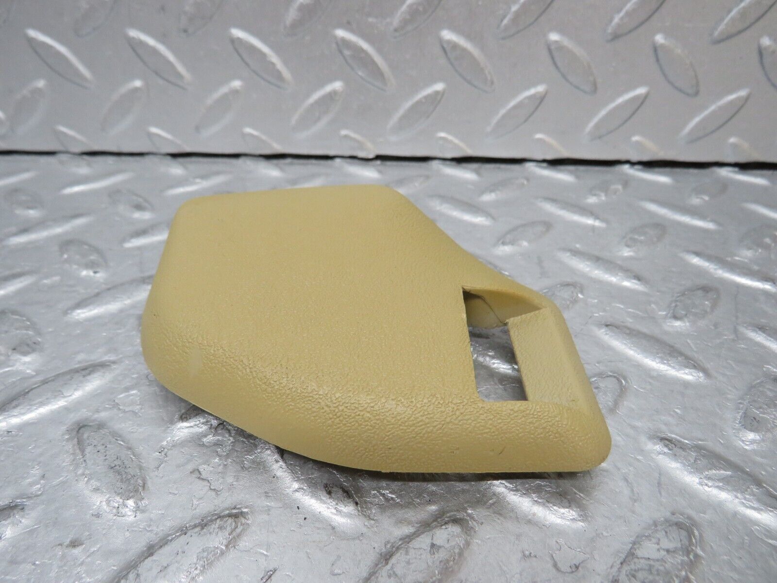 37057 Mercedes-Benz C126 420SEC Coupe Seat Belt Runner Cover Left Beige 1268680939
