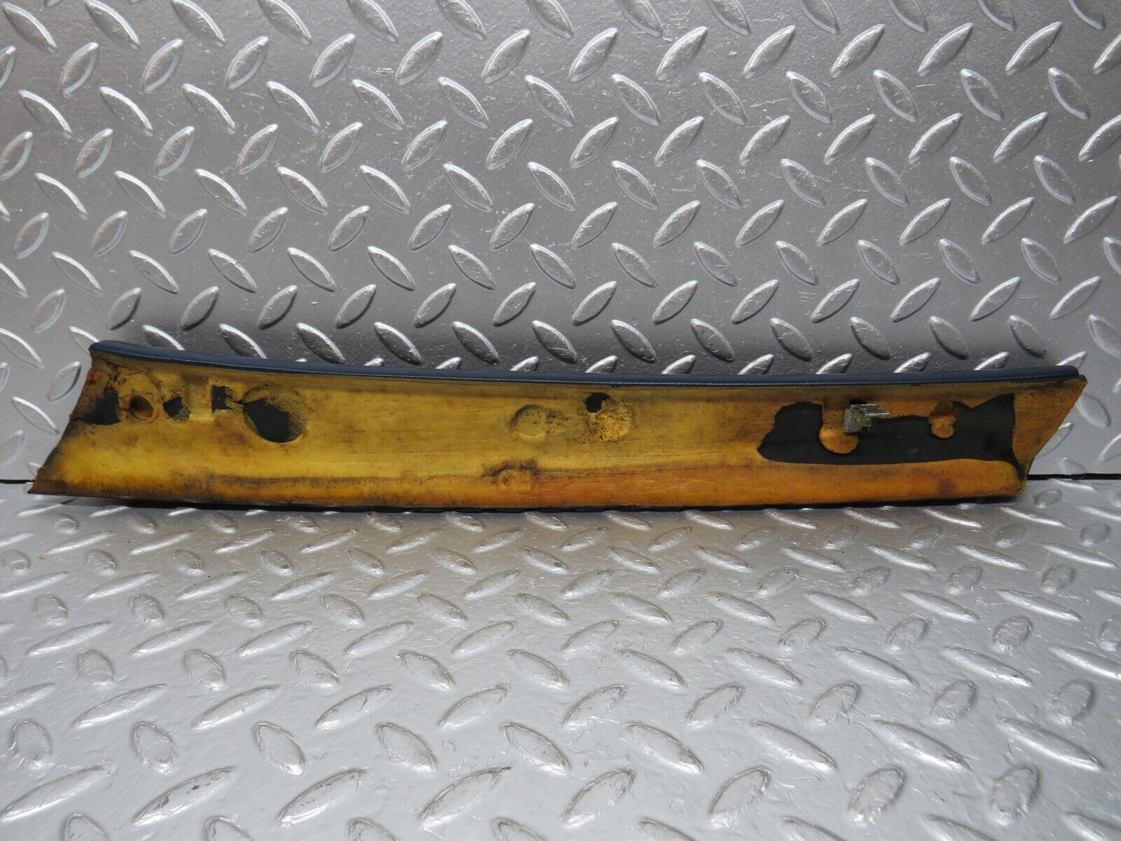 30981 Mercedes-Benz W123 200D A Pillar Cover Trim Right Side Blue