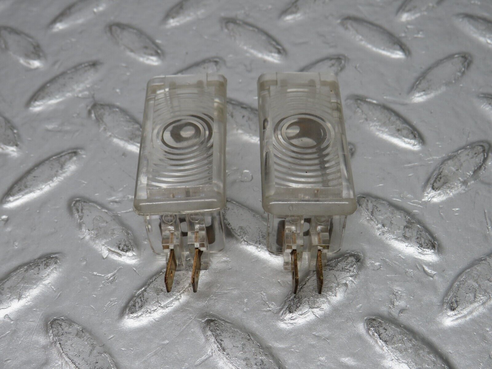 32465 Mercedes-Benz S124 300TE Wagon Under Dash Footwell Light 1248200401