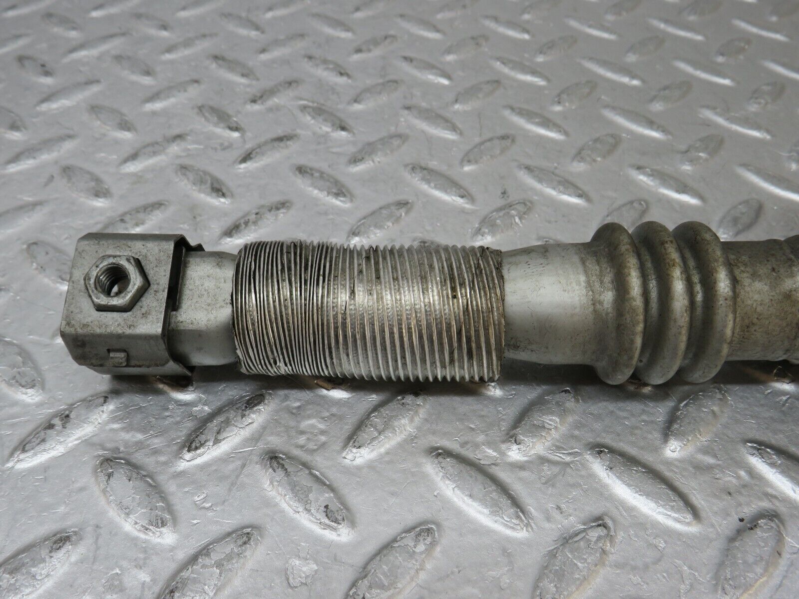 35186 Mercedes-Benz W221 Steering Column Joint Shaft Connector 2214620578