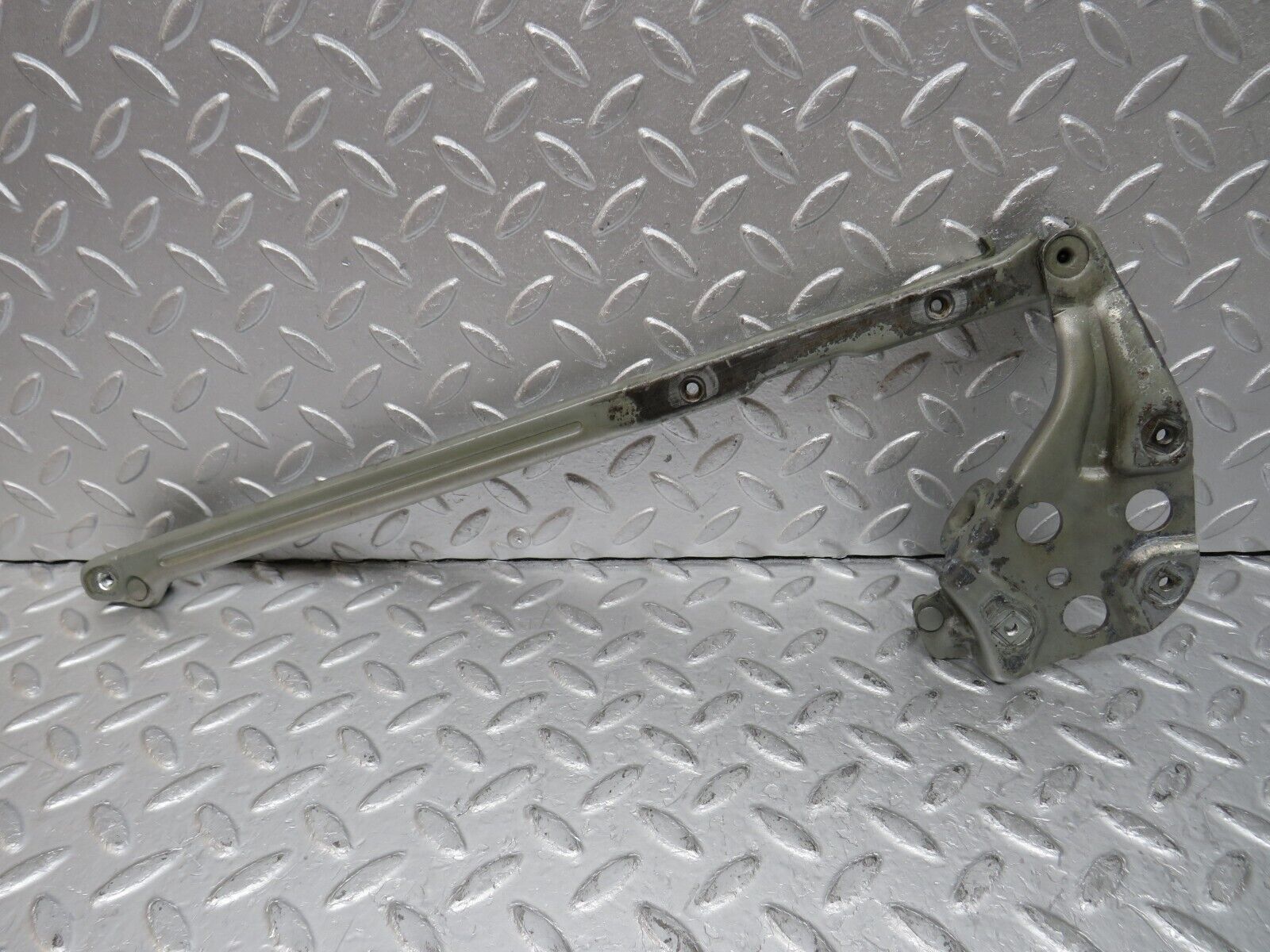 35031 Mercedes-Benz W210 320E Bonnet Hinge Left Side