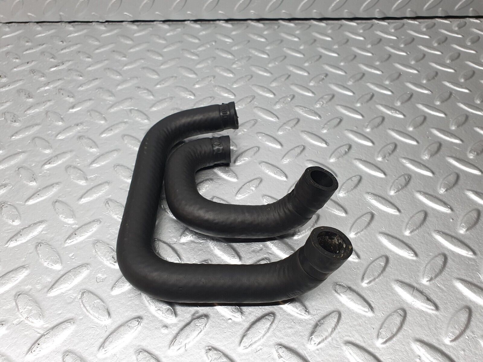 40755 Mercedes-Benz W123 300D Heater Radiator Hose Pipe 1238320194 1238320294