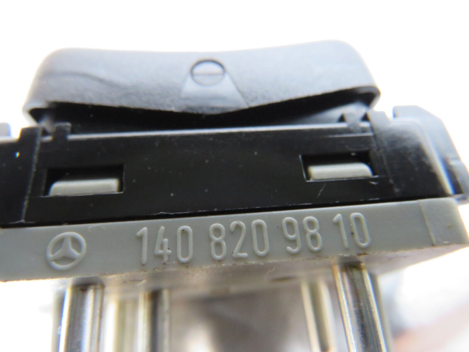24663 Mercedes-Benz W140 S320 Heated Seat Switch Pair 1408209810