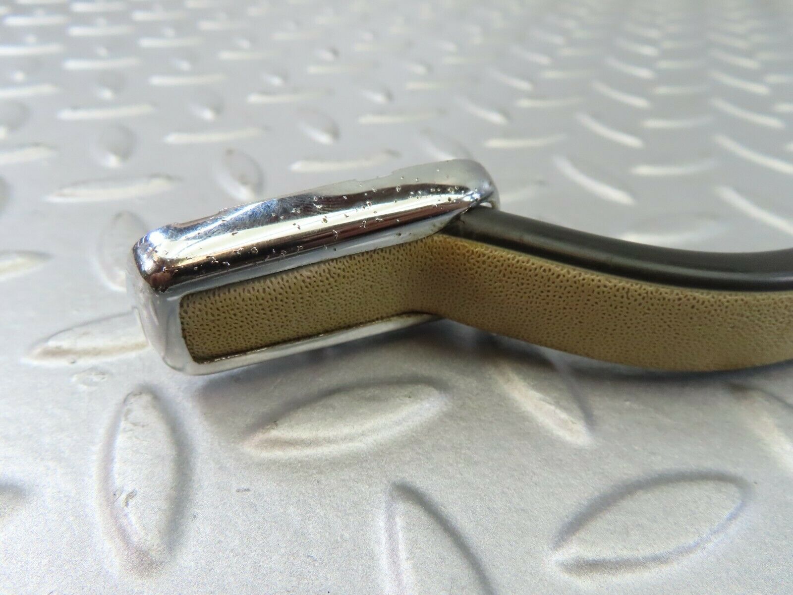 7401 Mercedes-Benz W116 450SE Interior Roof Grab Handle Front