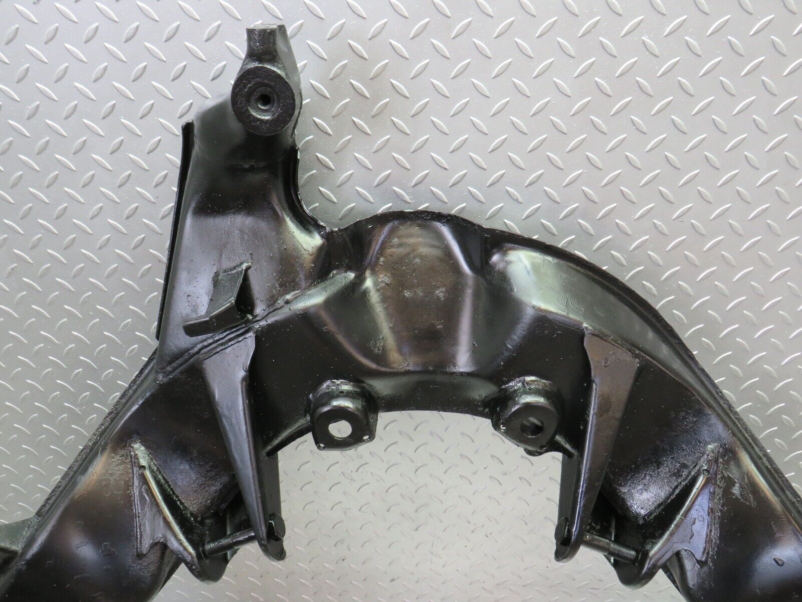 36376 Mercedes-Benz W126 420SE Rear Subframe Axle Carrier Suspension