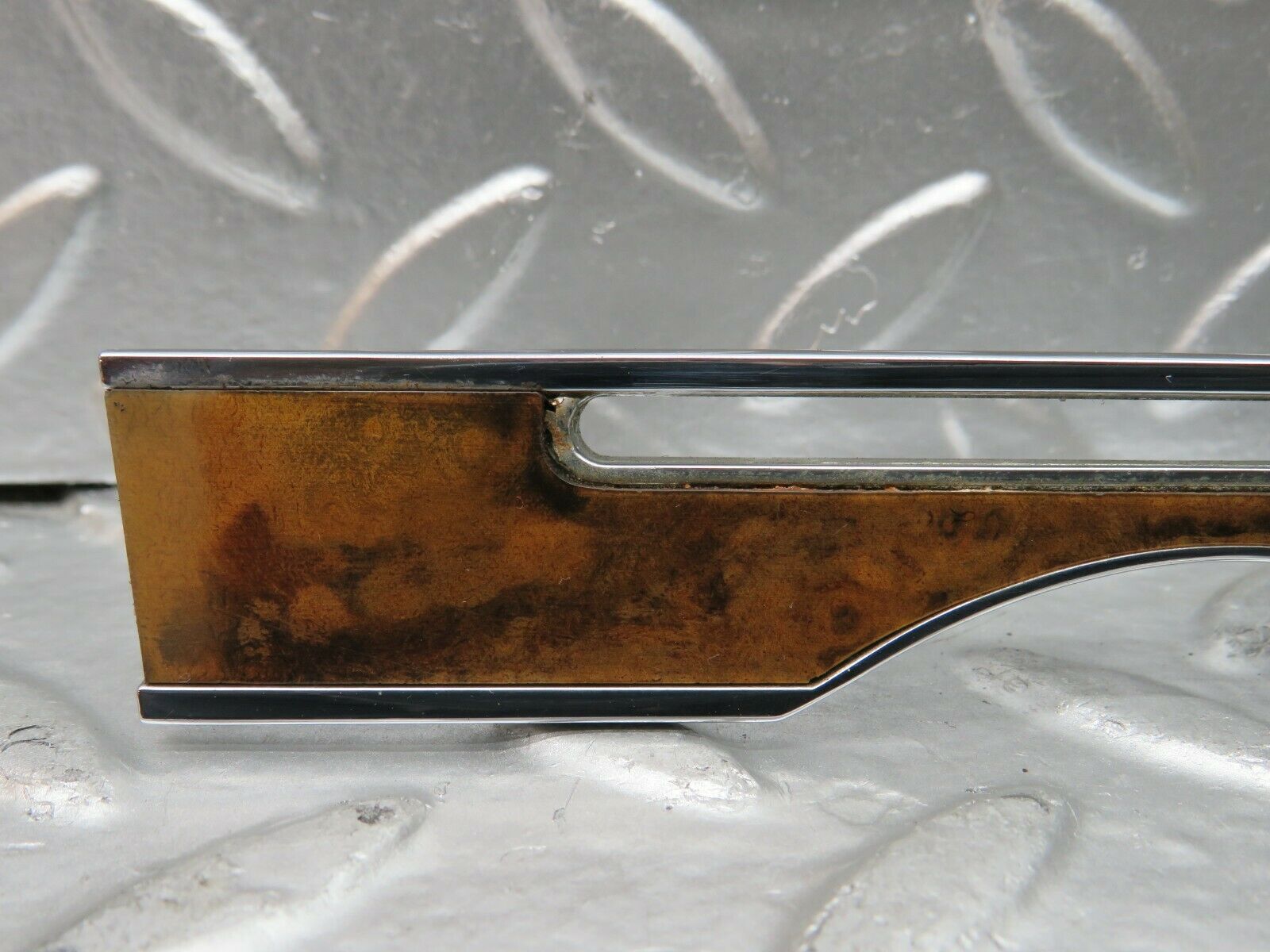 22763 Mercedes-Benz C107 450SLC Coupe Dashboard Trim Right Side 1076891671