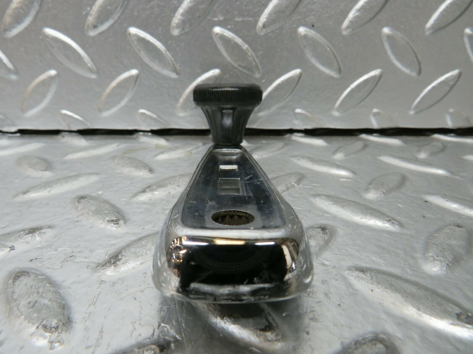 23466 Mercedes-Benz W114 280E Window Lifter Crank Handle