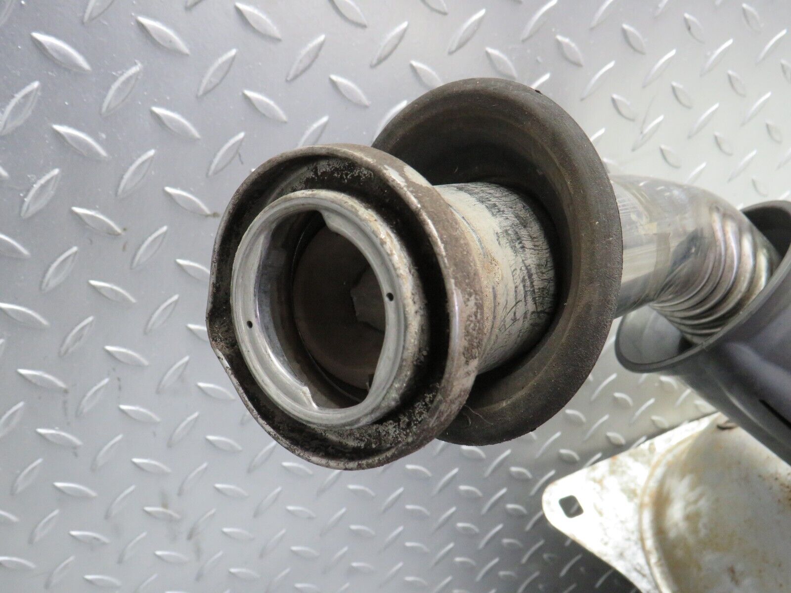 38615 Mercedes-Benz R129 280SL Coupe Fuel Tank