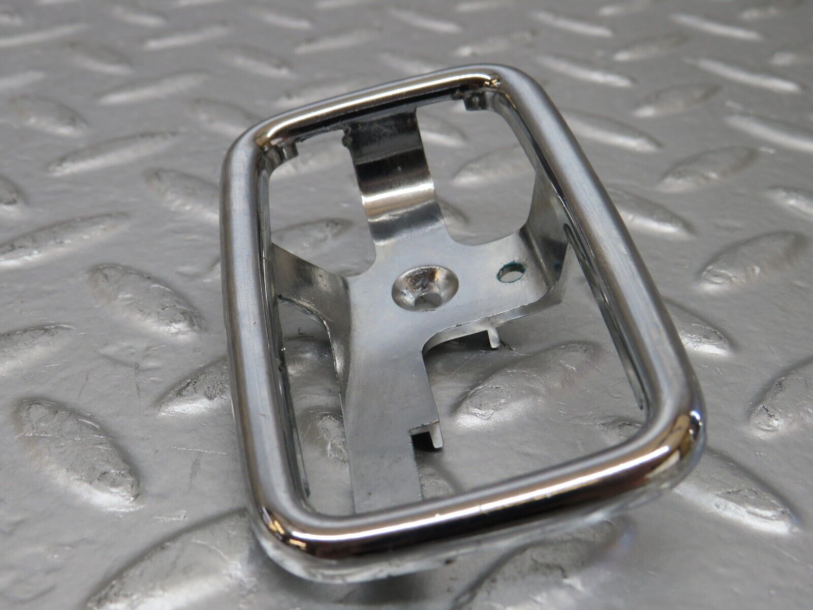 25573 Mercedes-Benz W123 200 Door Handle Surround Left 11676605111