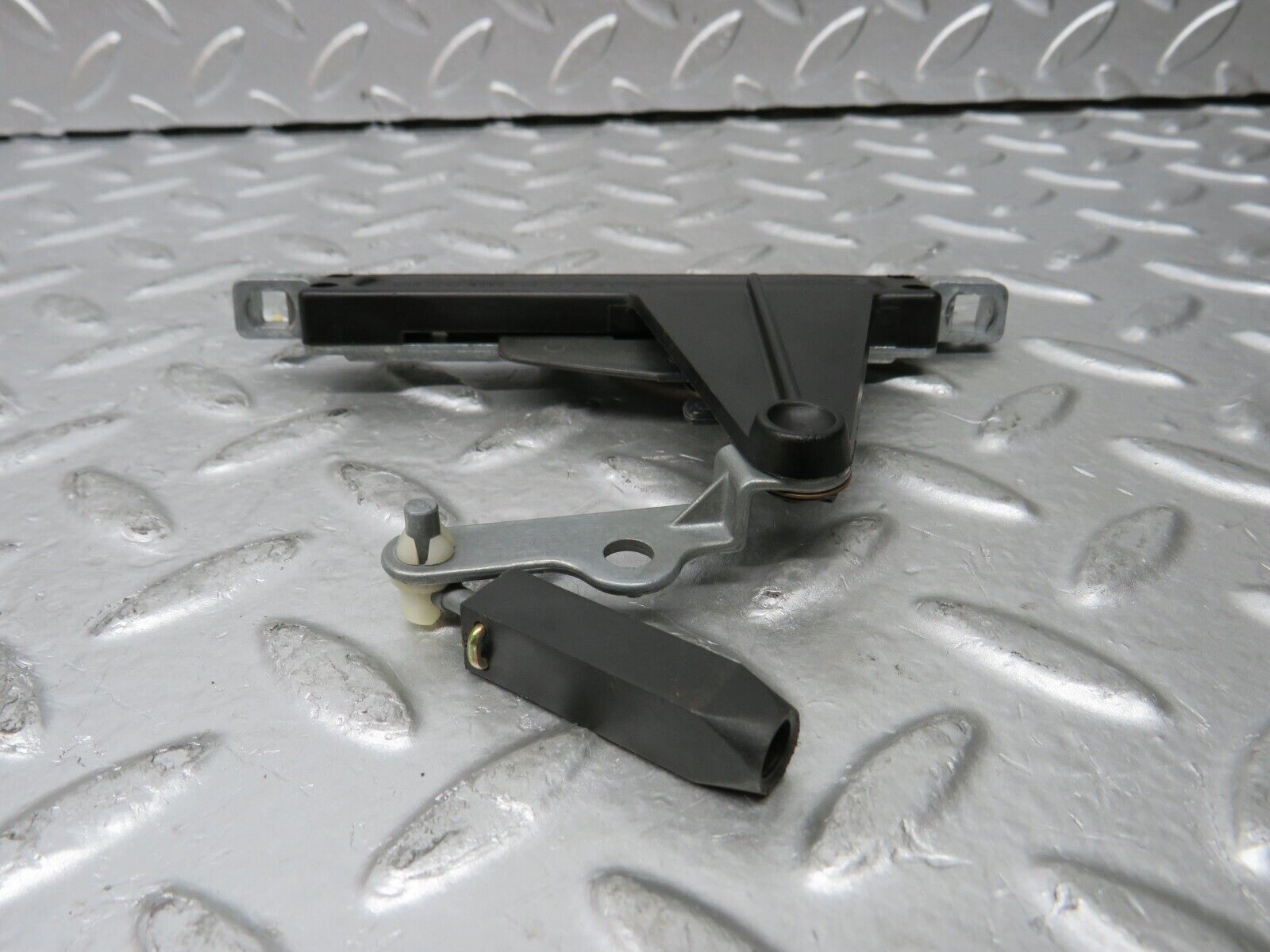 29869 Mercedes-Benz W123 230E Heater Control Switch 1238300085