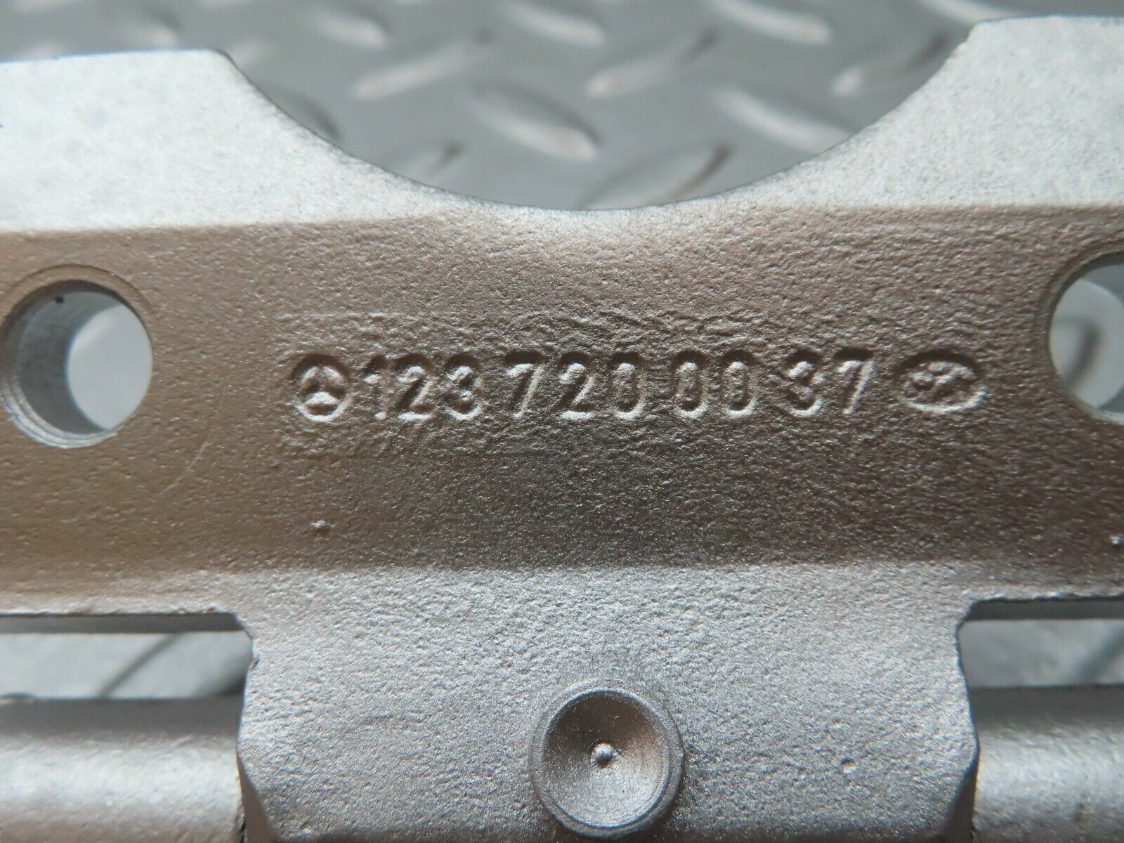 4496 Mercedes-Benz W123 230E Door Hinge 1237200037