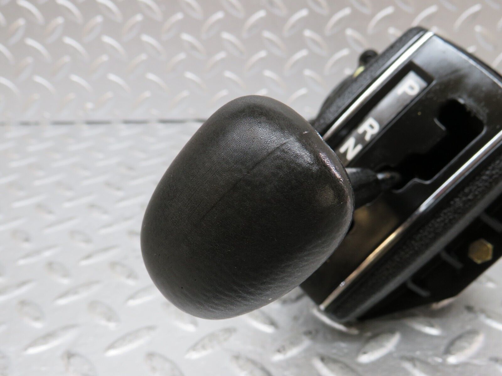 26172 Mercedes-Benz W116 450SE Automatic Gear Shift Selector