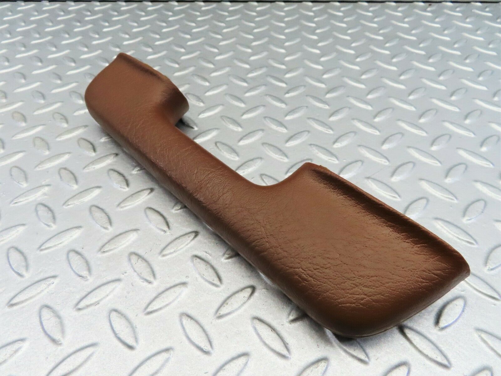 7882 Mercedes-Benz W115 220D Interior Door Handle Rear Right 1159701651