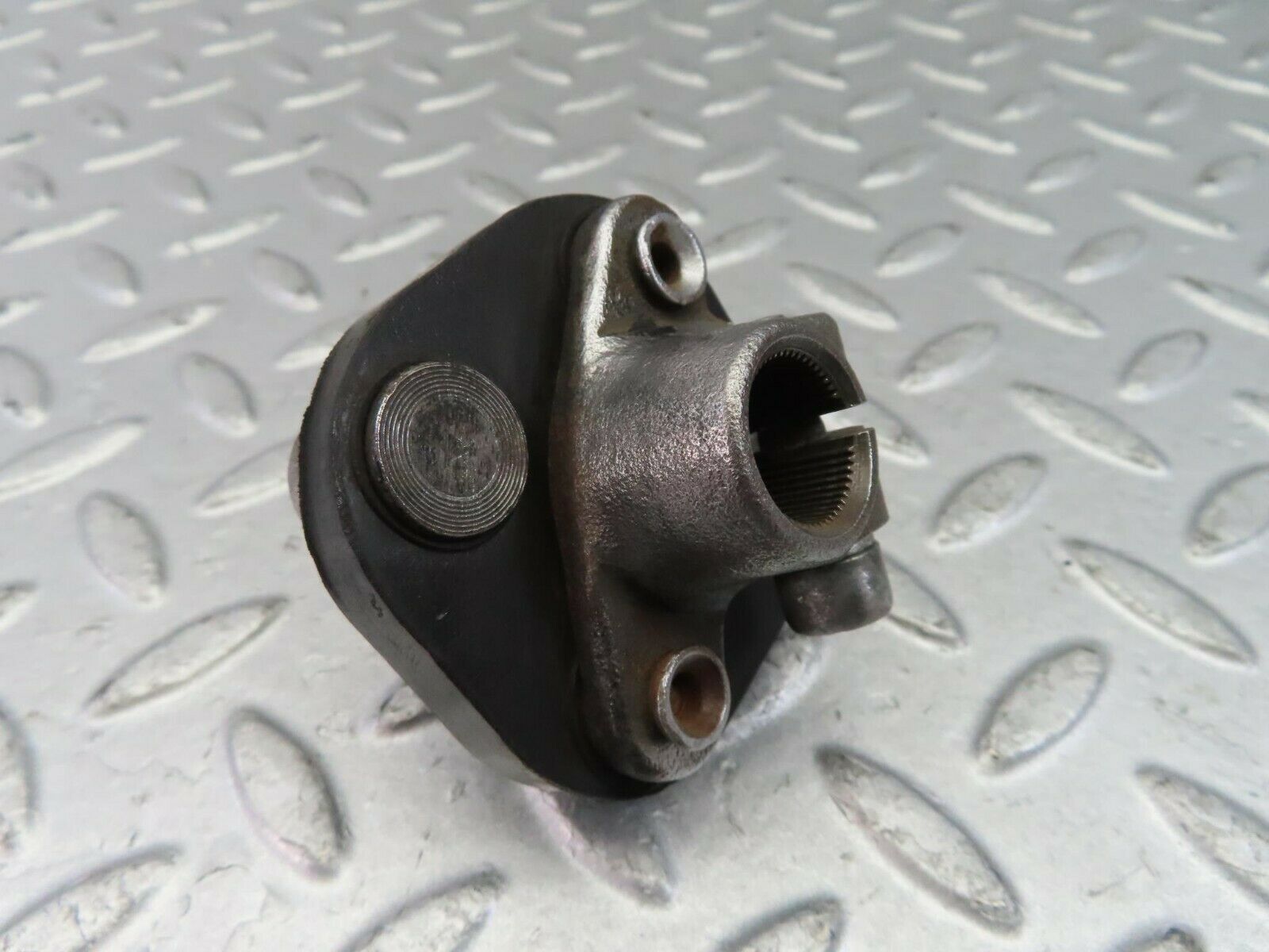 9677 Mercedes-Benz C123 280CE Coupe Steering Column Lower Shaft Connector