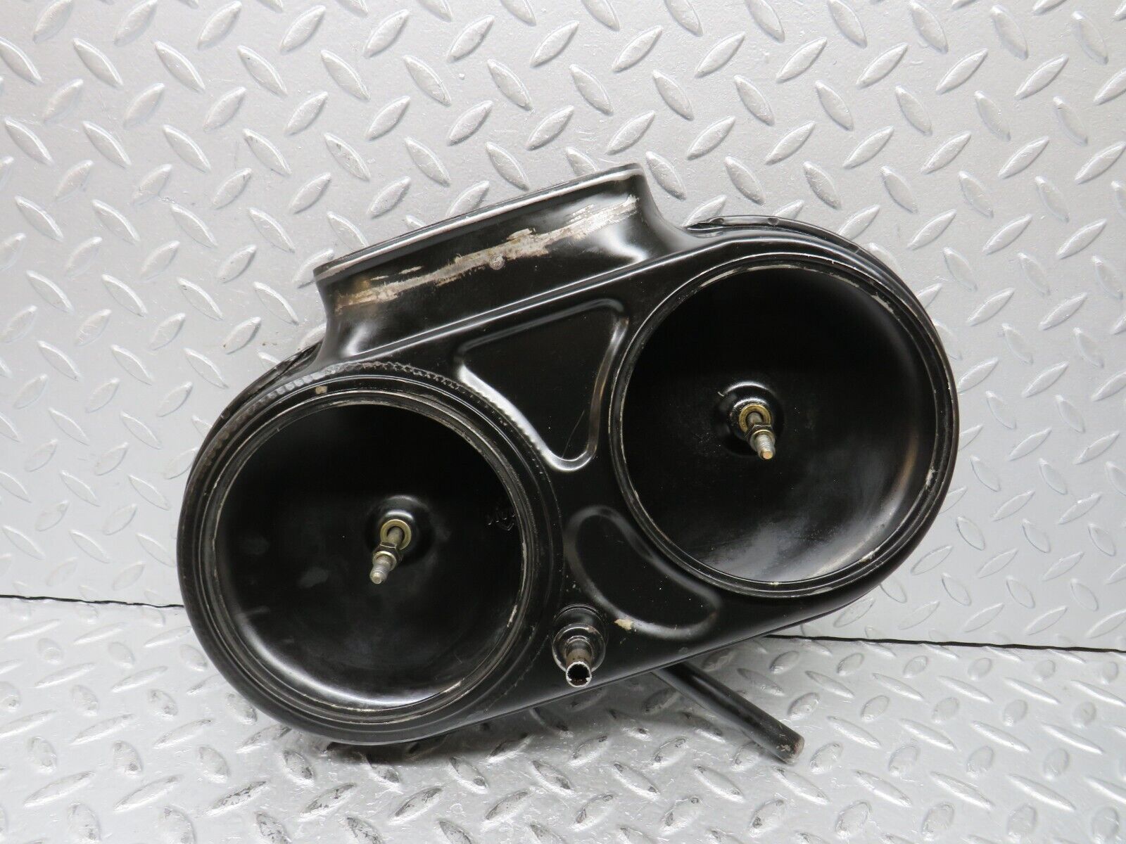 37706 Mercedes-Benz W108 280S Air Filter Housing Connection To Carburettor