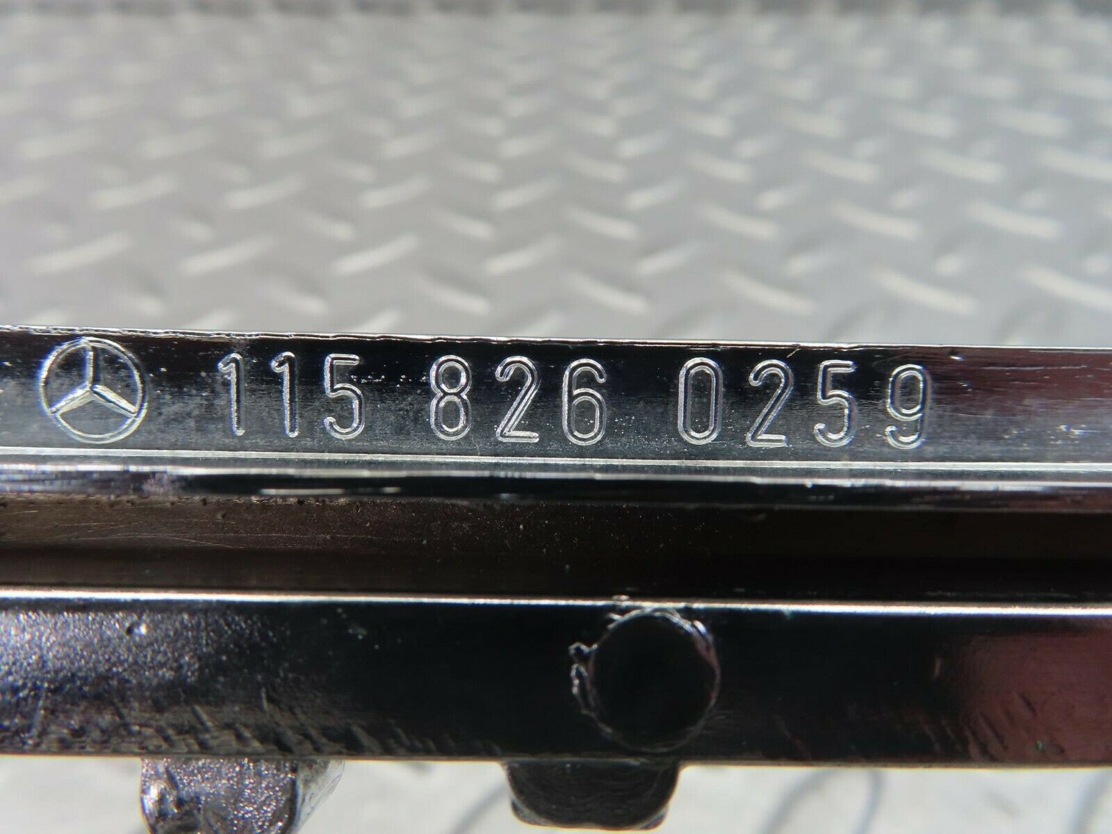 8509 Mercedes-Benz W115 Tail Light Chrome Frame Right 1158260259