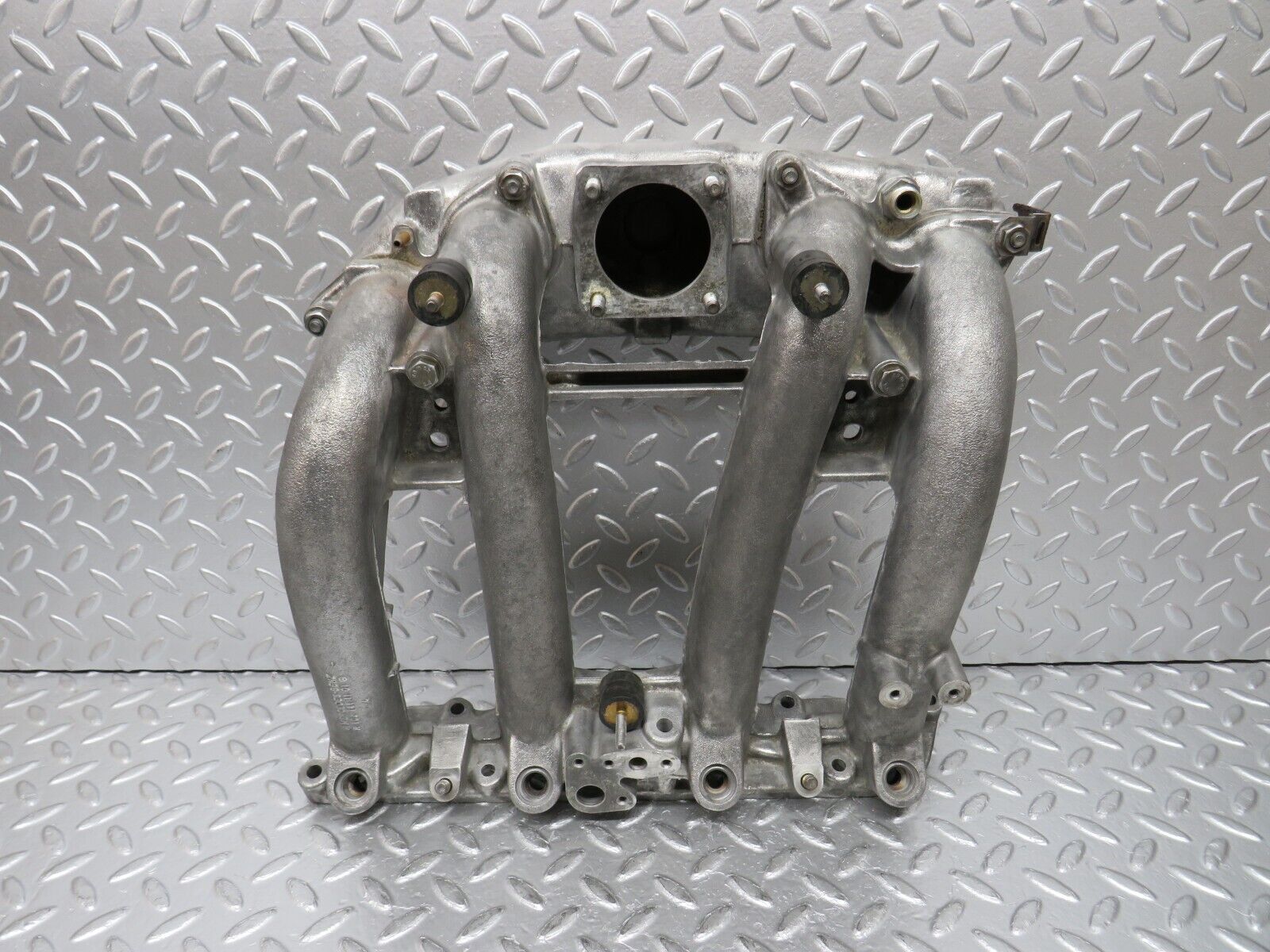 30796 Mercedes-Benz W201 190E 2.0L Intake Manifold 1021411101