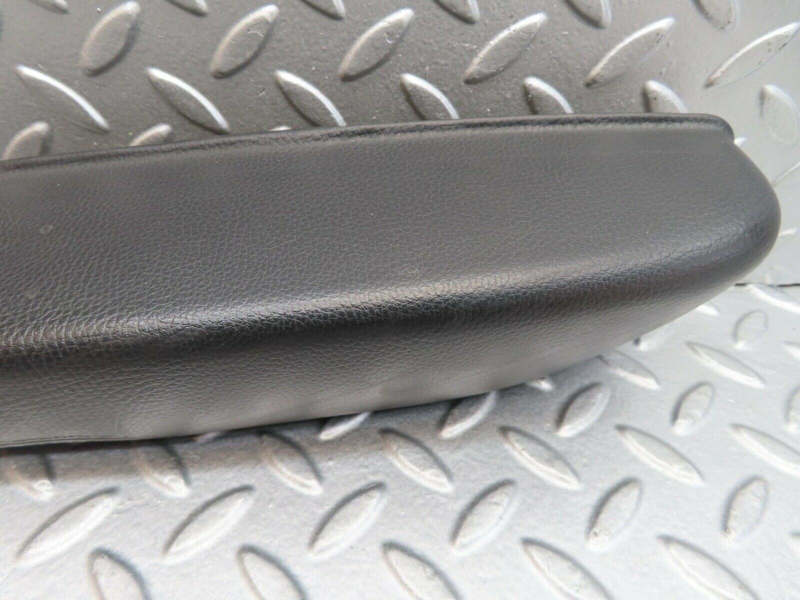 14204 Mercedes-Benz W116 350SE Front Right Interior Door Handle Black