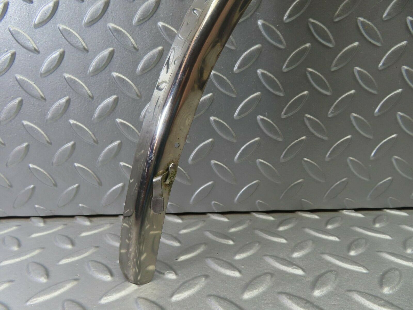 10029 Mercedes-Benz C123 230CE Coupe Wheel Arch Chrome Fender Wing Trim Front Left