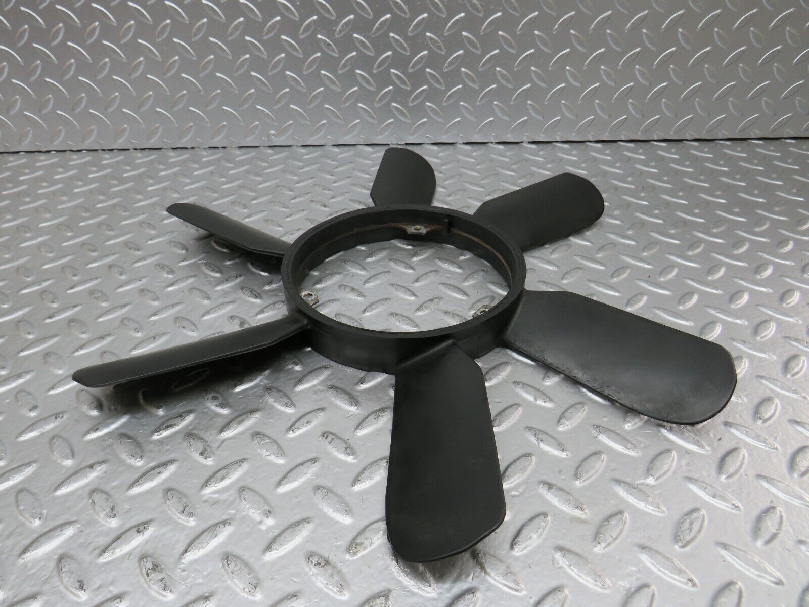 24846 Mercedes-Benz W140 S320 Engine Cooling Fan 1032000623