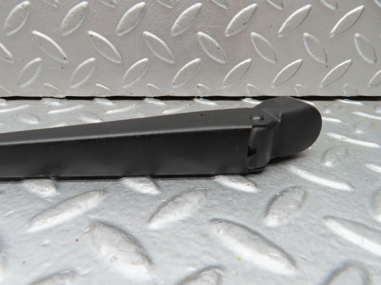 18226 Mercedes-Benz W111 220SE Coupe Wiper Arm Bosch Left Side