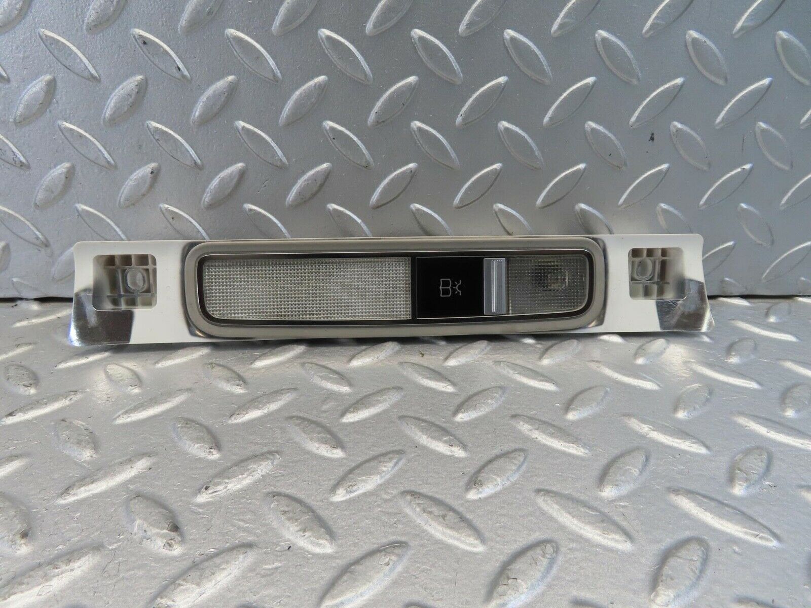 11112 Mercedes-Benz W221 S320 Interior Rear Left Roof Light 2218201101