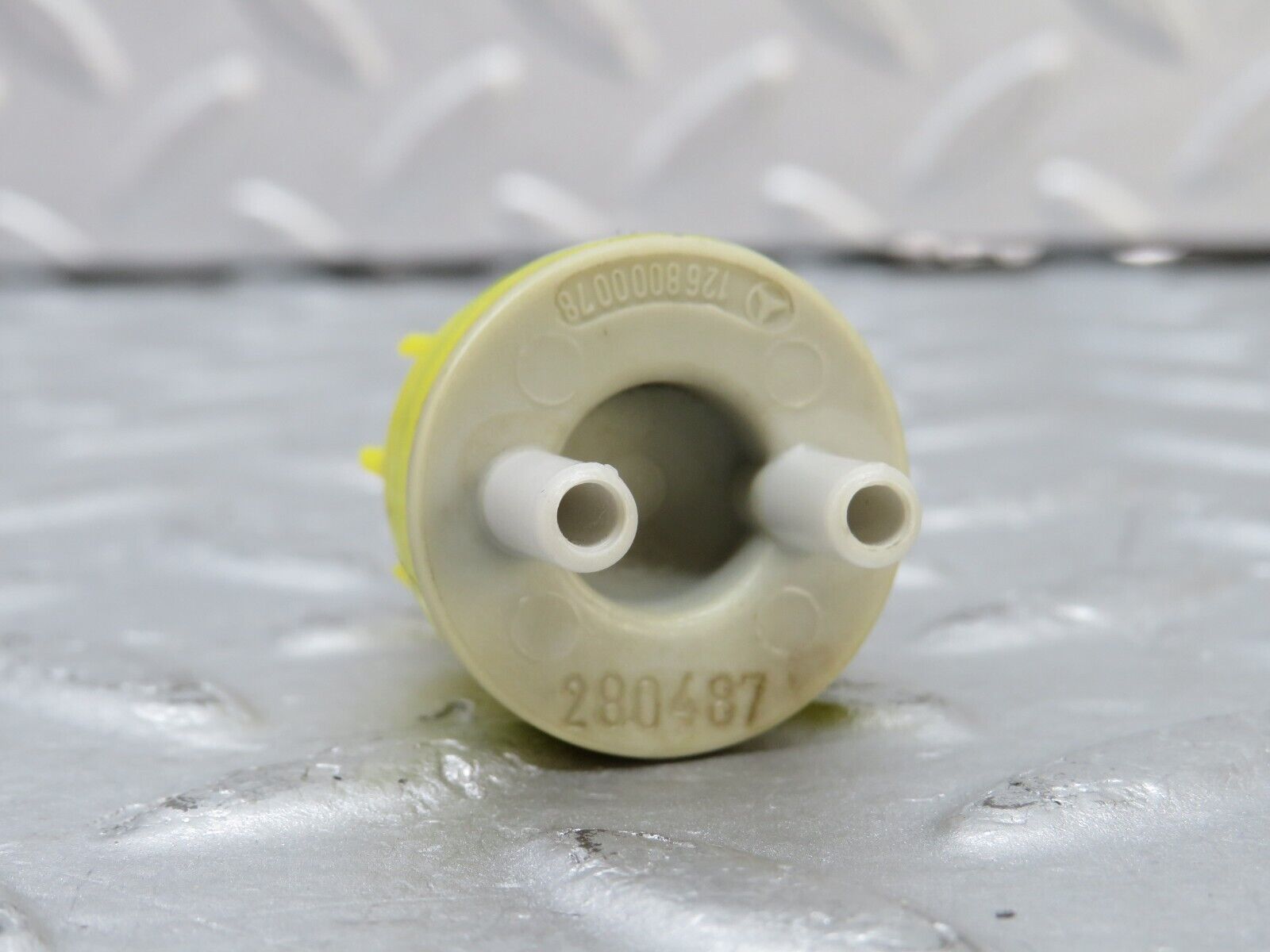 36902 Mercedes-Benz C126 420SEC Coupe Vacuum Check Valve Set 1268000078 1268000478