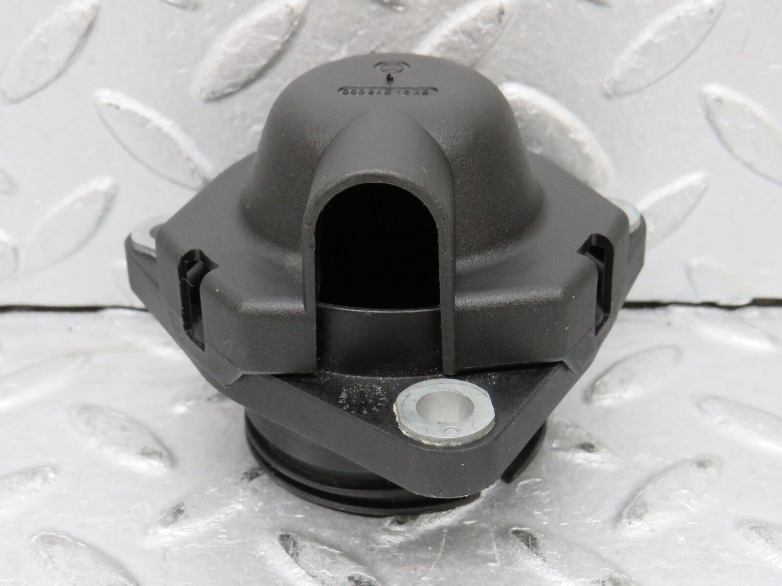 37909 Mercedes-Benz A124 320E Cabriolet Rear Axle Transfer Case Plug 0005451246