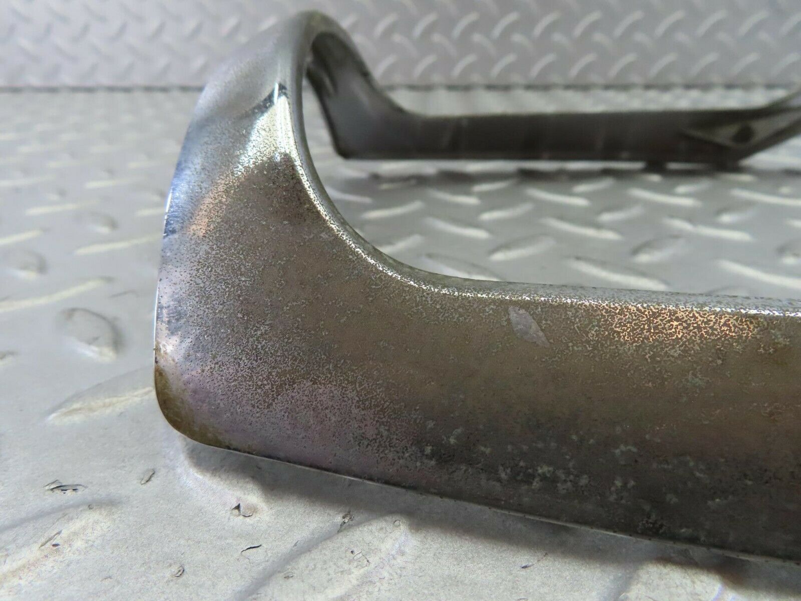 8114 Mercedes-Benz W108 Headlight Chrome Frame 1305542029