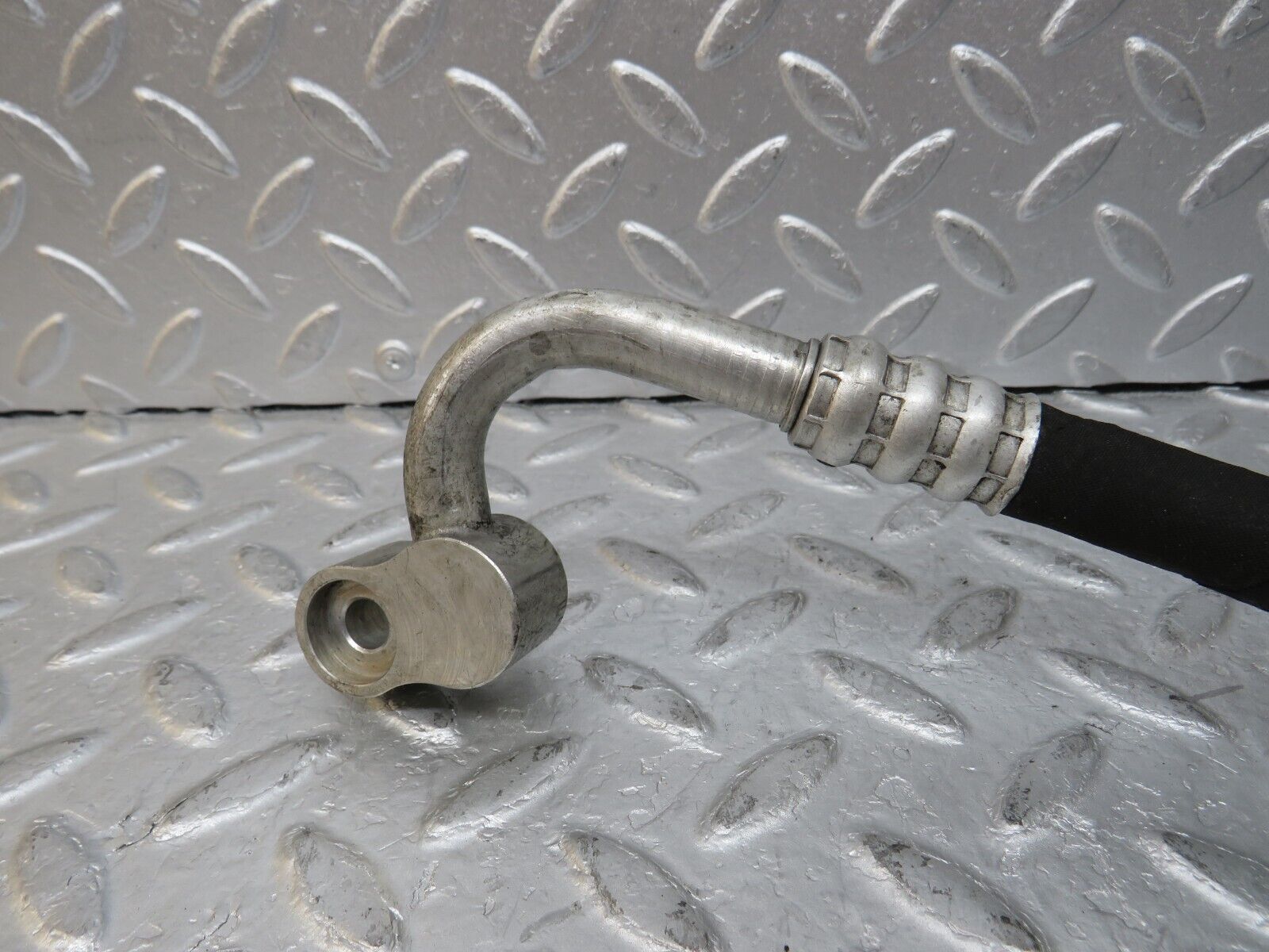 35217 Mercedes-Benz W221 Air Condition Pipe Hose