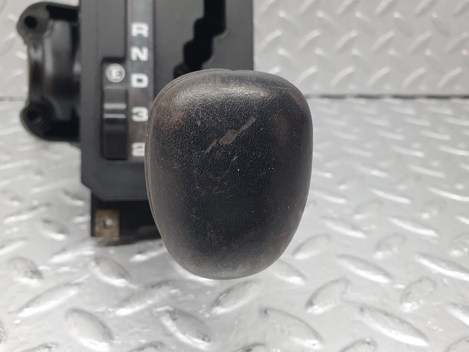 41168 Mercedes-Benz W126 300SE Gear Shift Selector 1262670740