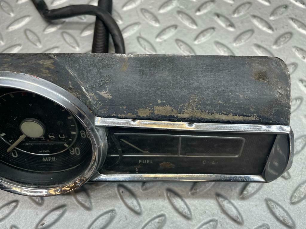 0119 Mercedes-Benz W120 PONTON Instrument Cluster