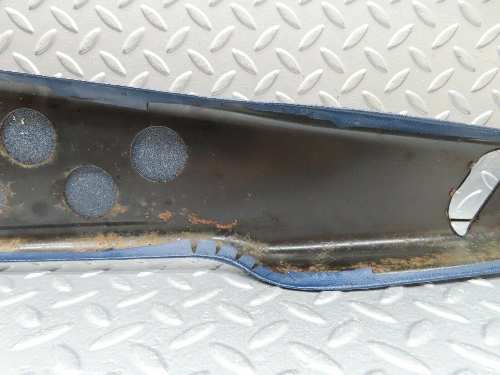 17904 Mercedes-Benz W123 200 B Pillar Cover Left Side Blue