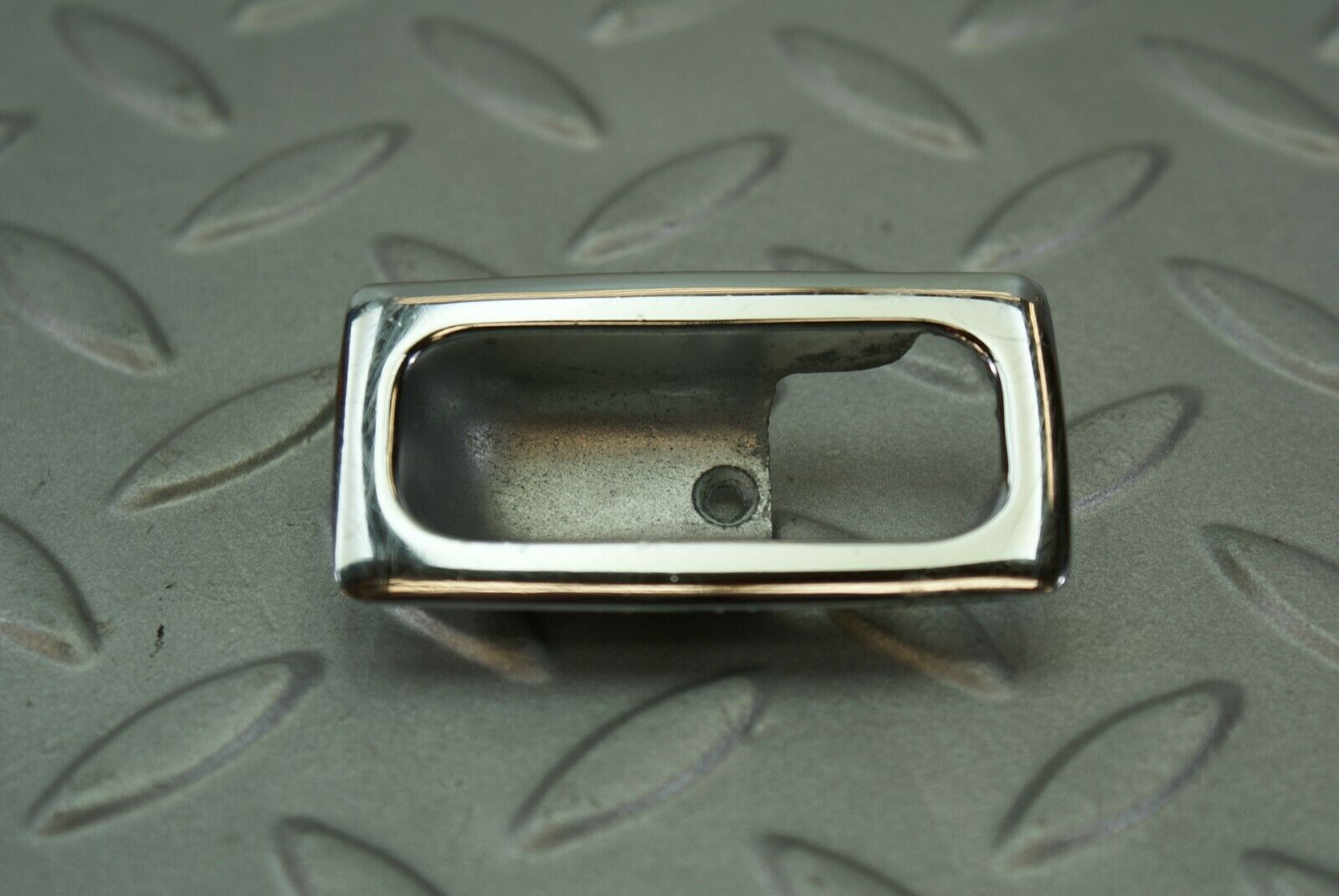 3036 Mercedes-Benz C123 280CE Coupe Door Lock Handle Surround Chrome