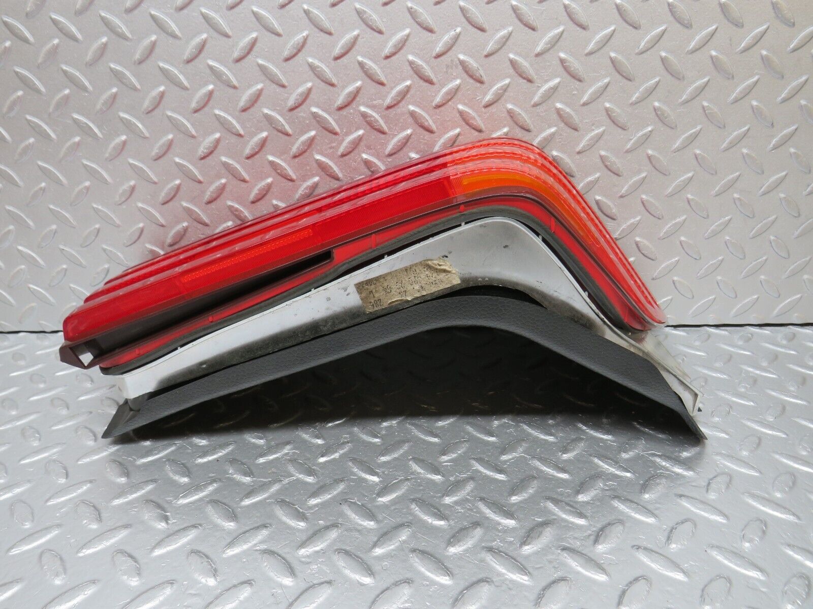 39347 Mercedes-Benz R129 320SL Coupe Tail Light Left Side