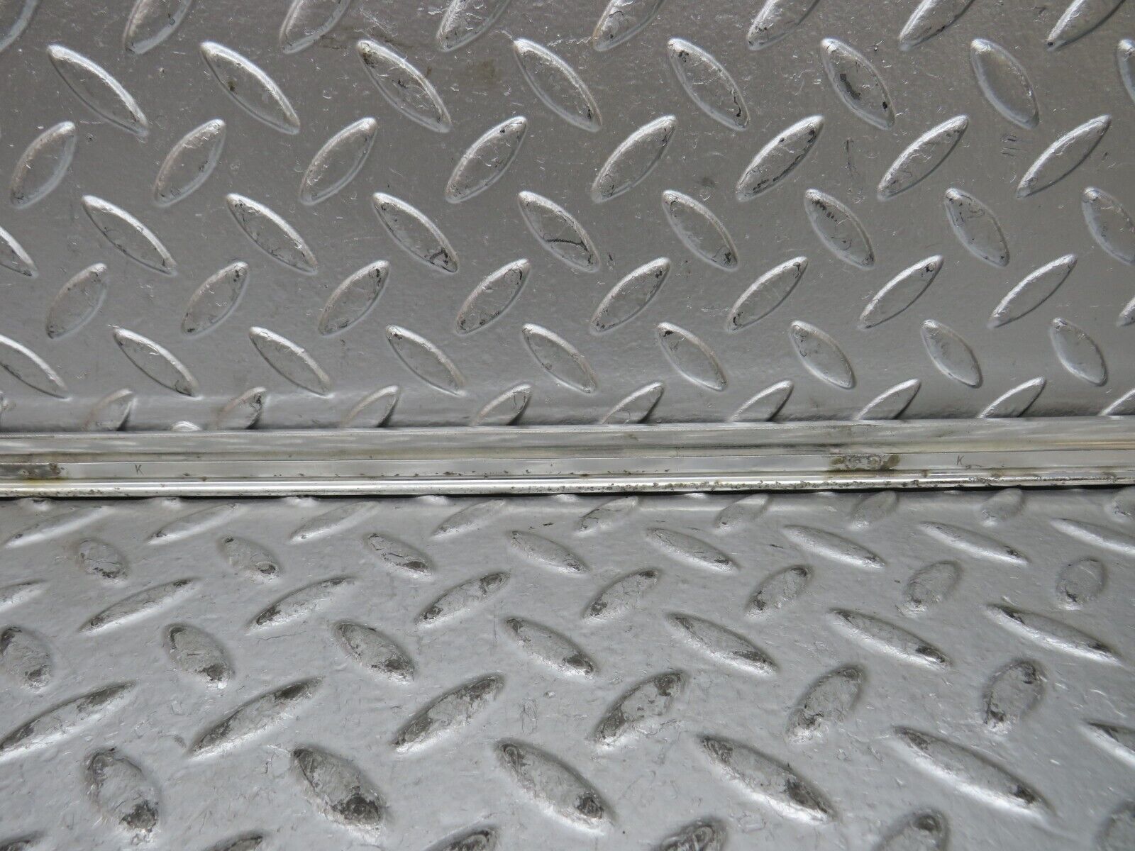 28882 Mercedes-Benz W123 230E Rear Left Door Chrome Moulding Trim