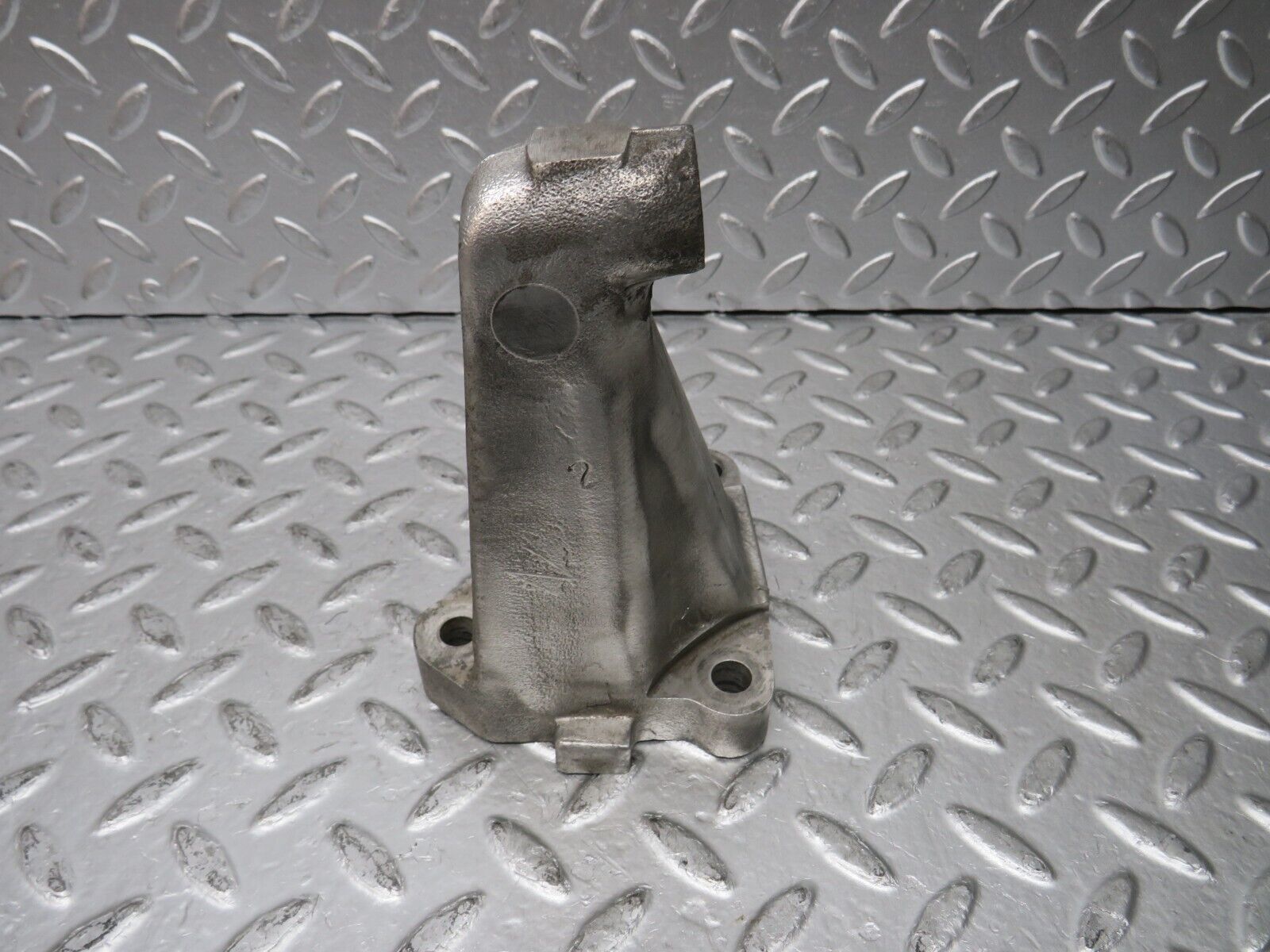 29883 Mercedes-Benz W123 230E Engine Mount Bracket Right Side 1022230304