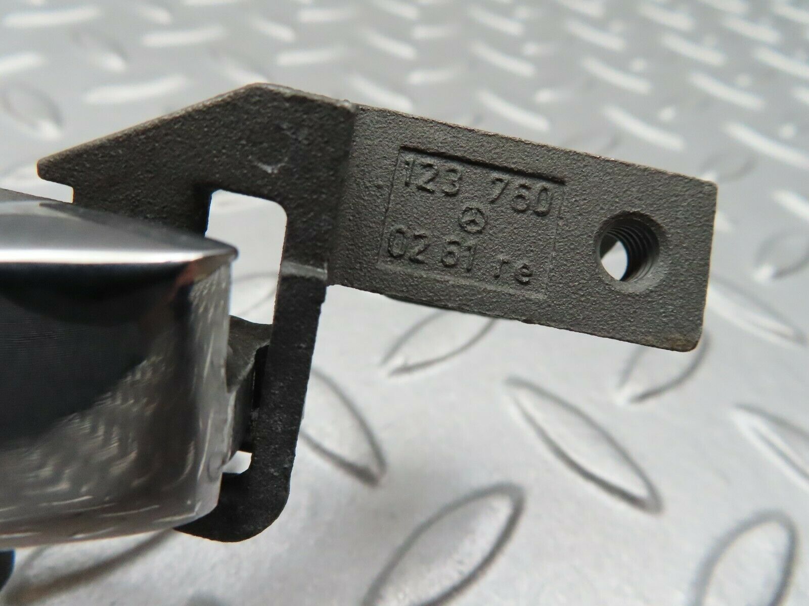 3717 Mercedes-Benz S123 200T Wagon Chrome Door Handle Right 1237600261