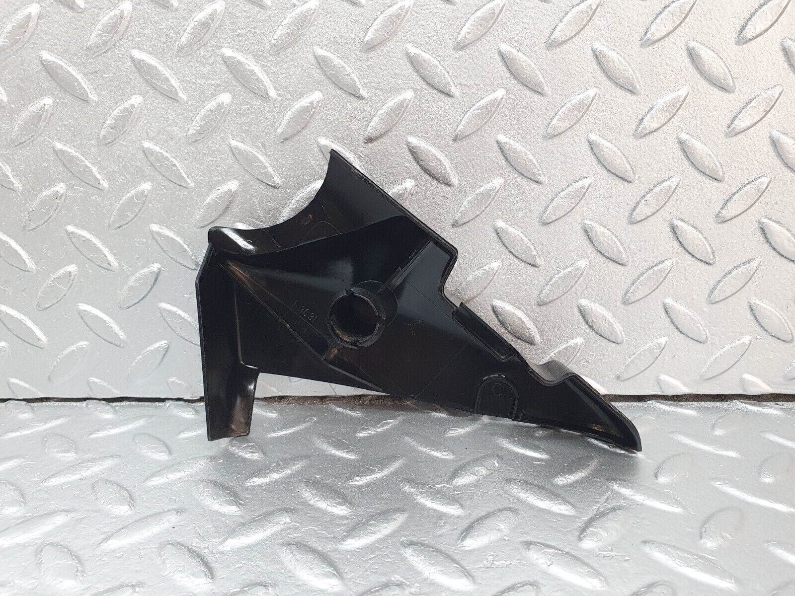 40787 Mercedes-Benz W126 Front Right Seat Cover Trim Black 1269181430