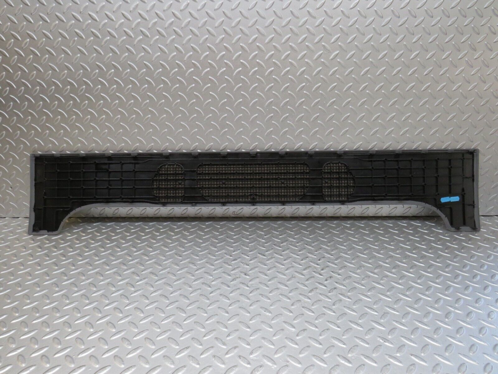 35111 Mercedes-Benz W221 Parcel Shelf Speaker Cover Trim 2216901430