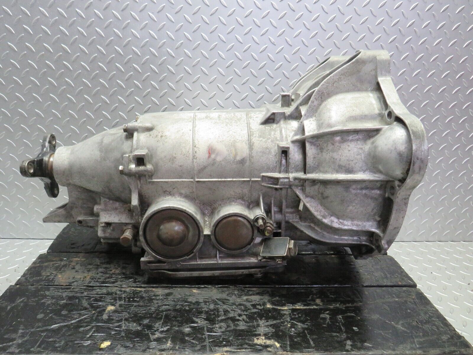 33129 Mercedes-Benz W123 240D Automatic Gearbox 3 Speed 722.117 1232700601 1152714501