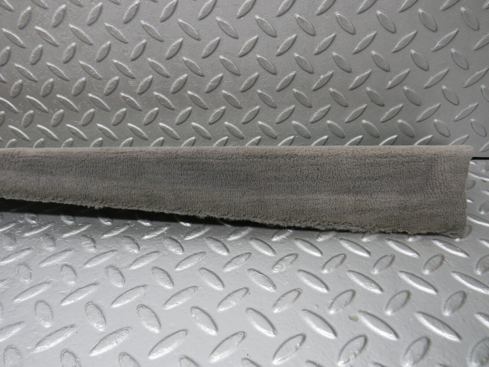 39365 Mercedes-Benz R129 320SL Coupe Right Door Sill Cover Grey 1296800235