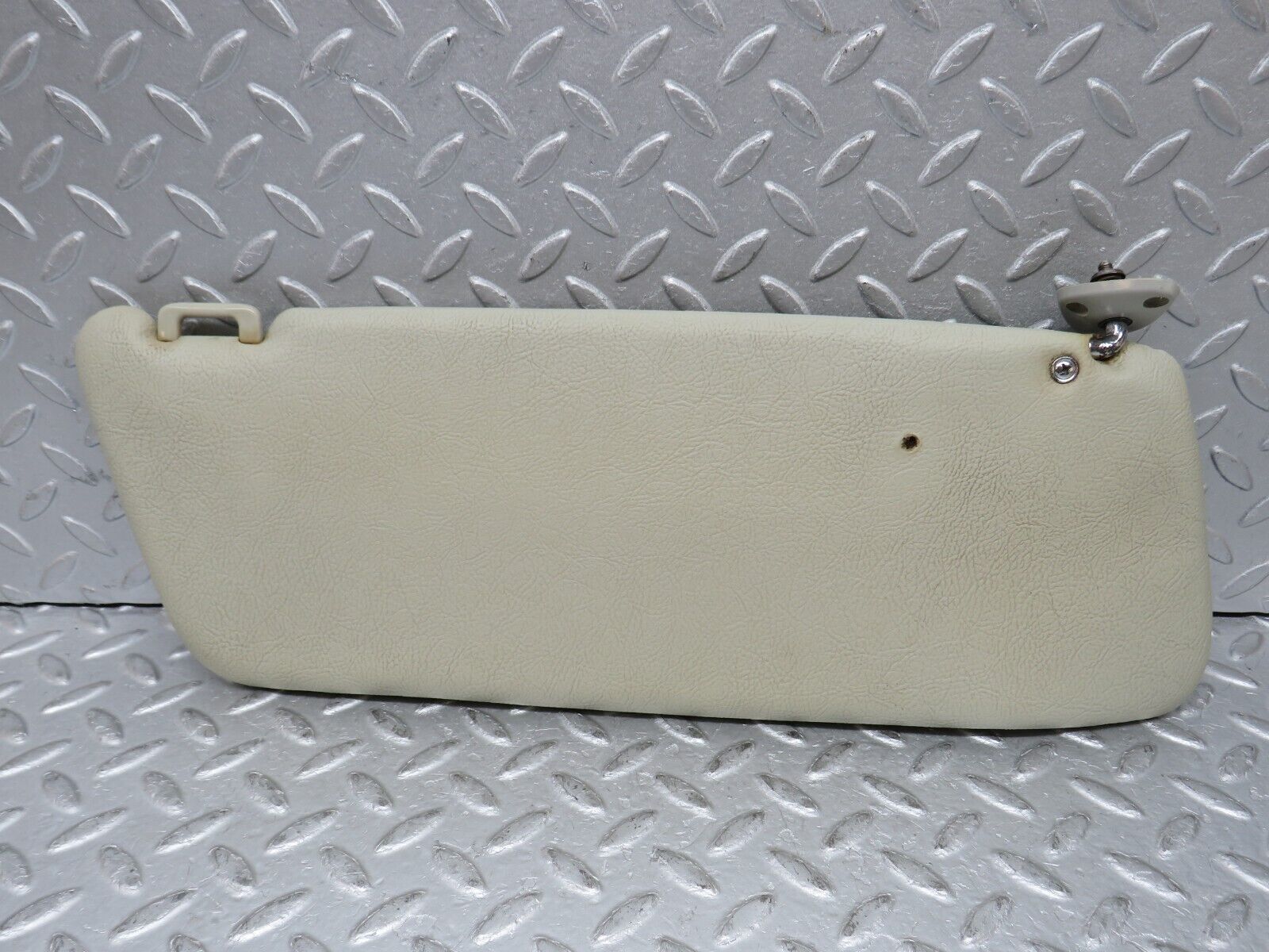 37386 Mercedes-Benz W109 300SEL Sun Visor Right Side