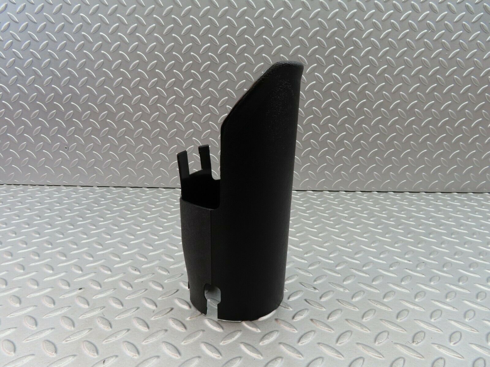 6132 Mercedes-Benz W126 380SE Steering Column Surround Cover 1264621123