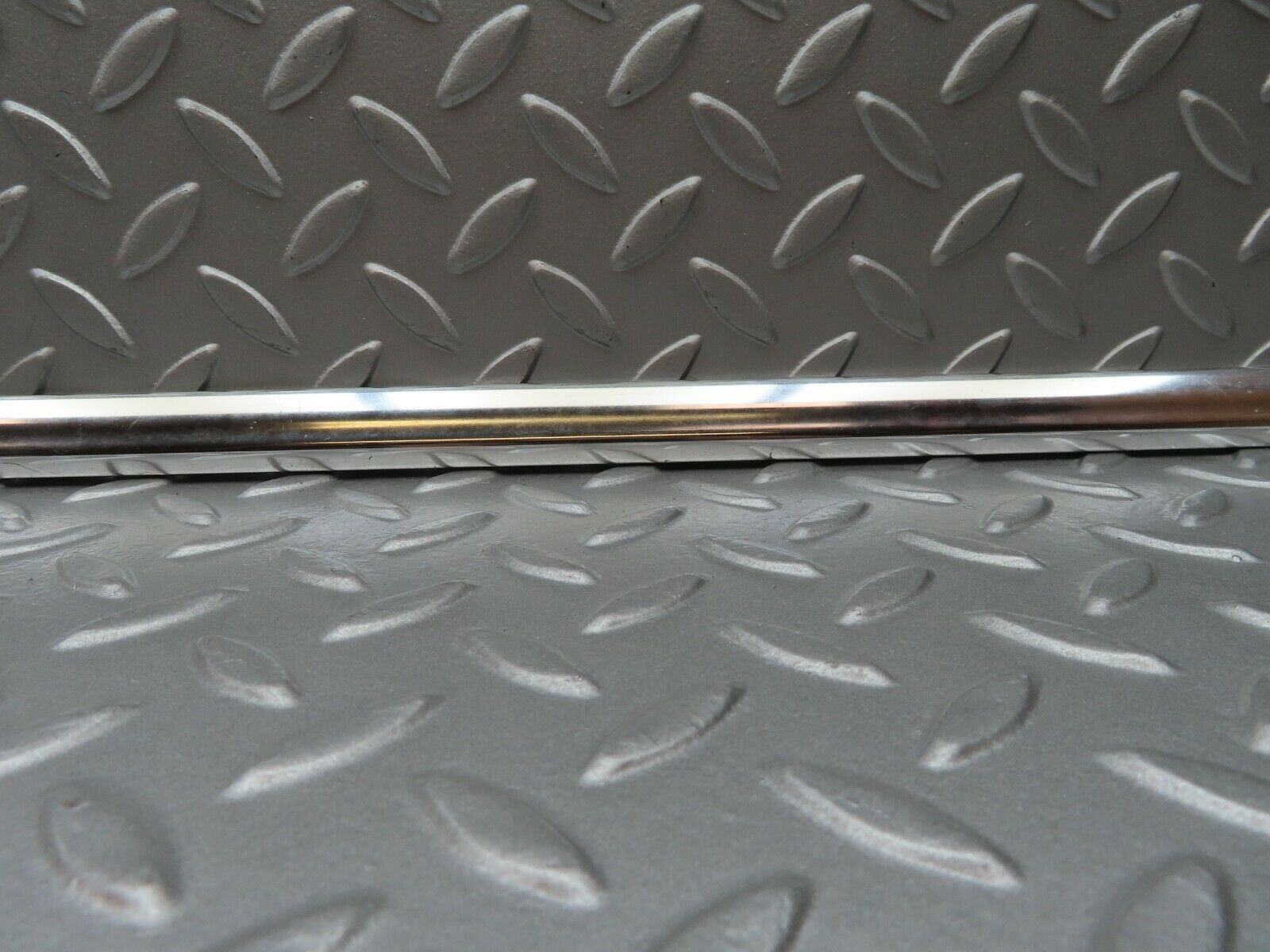 3745 Mercedes-Benz S123 200T Wagon Rear Right Door Chrome Moulding Trim