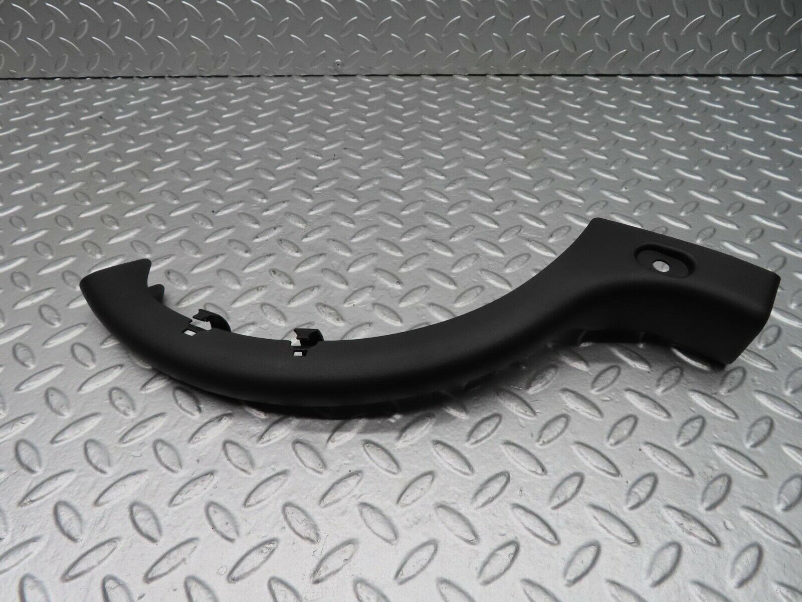 14868 Mercedes-Benz W140 S320 Boot Hinge Plastic Cover Left Side 1408214389