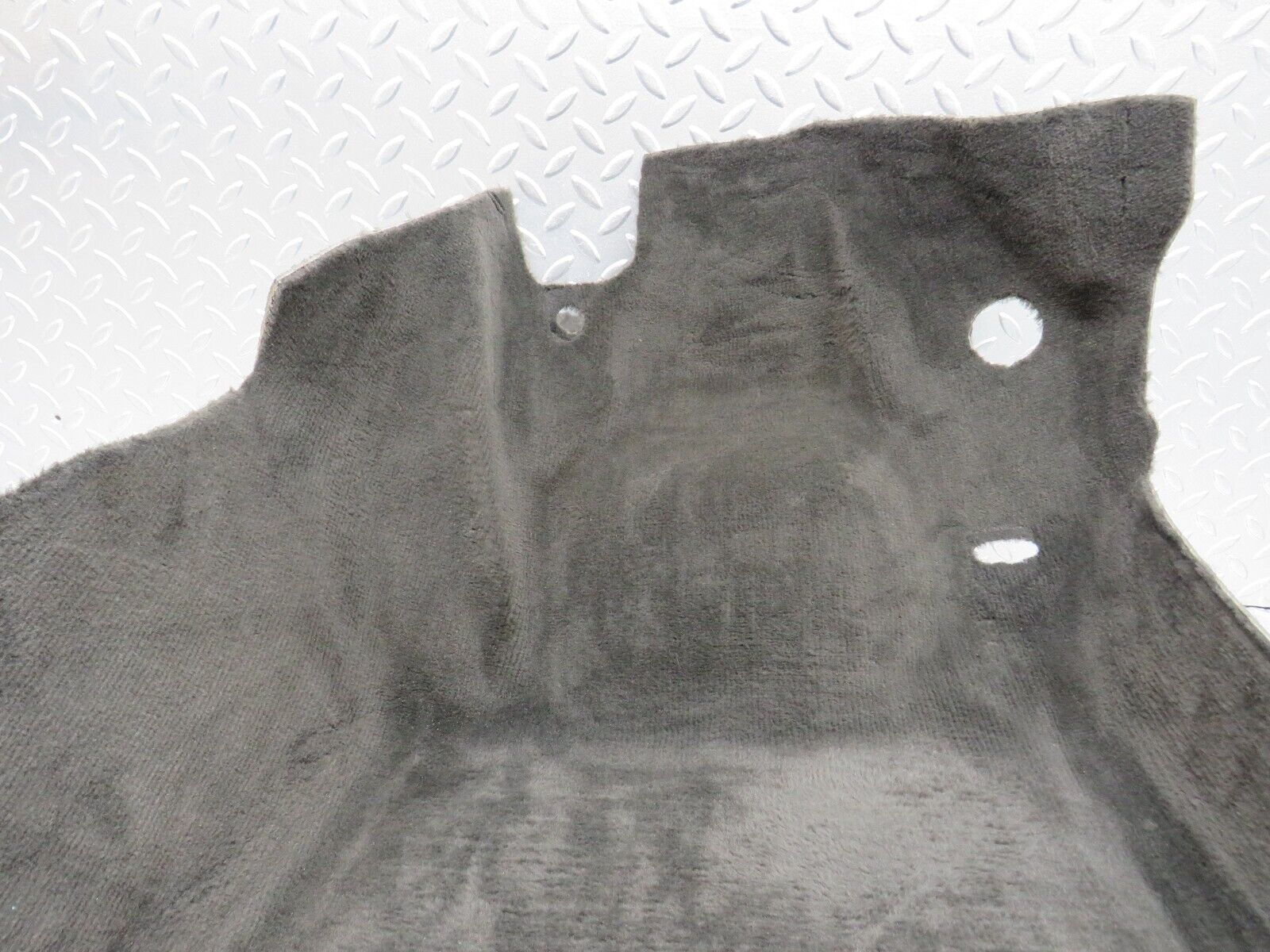 33300 Mercedes-Benz W202 C180 Front Right Floor Carpet 2026800840