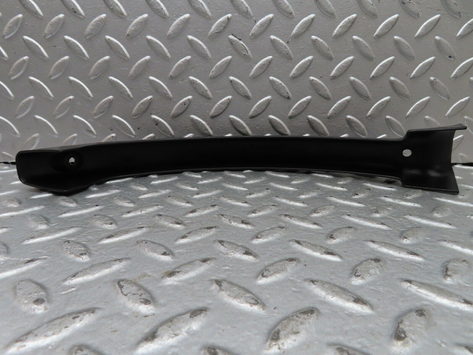 19326 Mercedes-Benz C140 CL420 Coupe Trunk Lid Hinge Cover Pair 1406945525