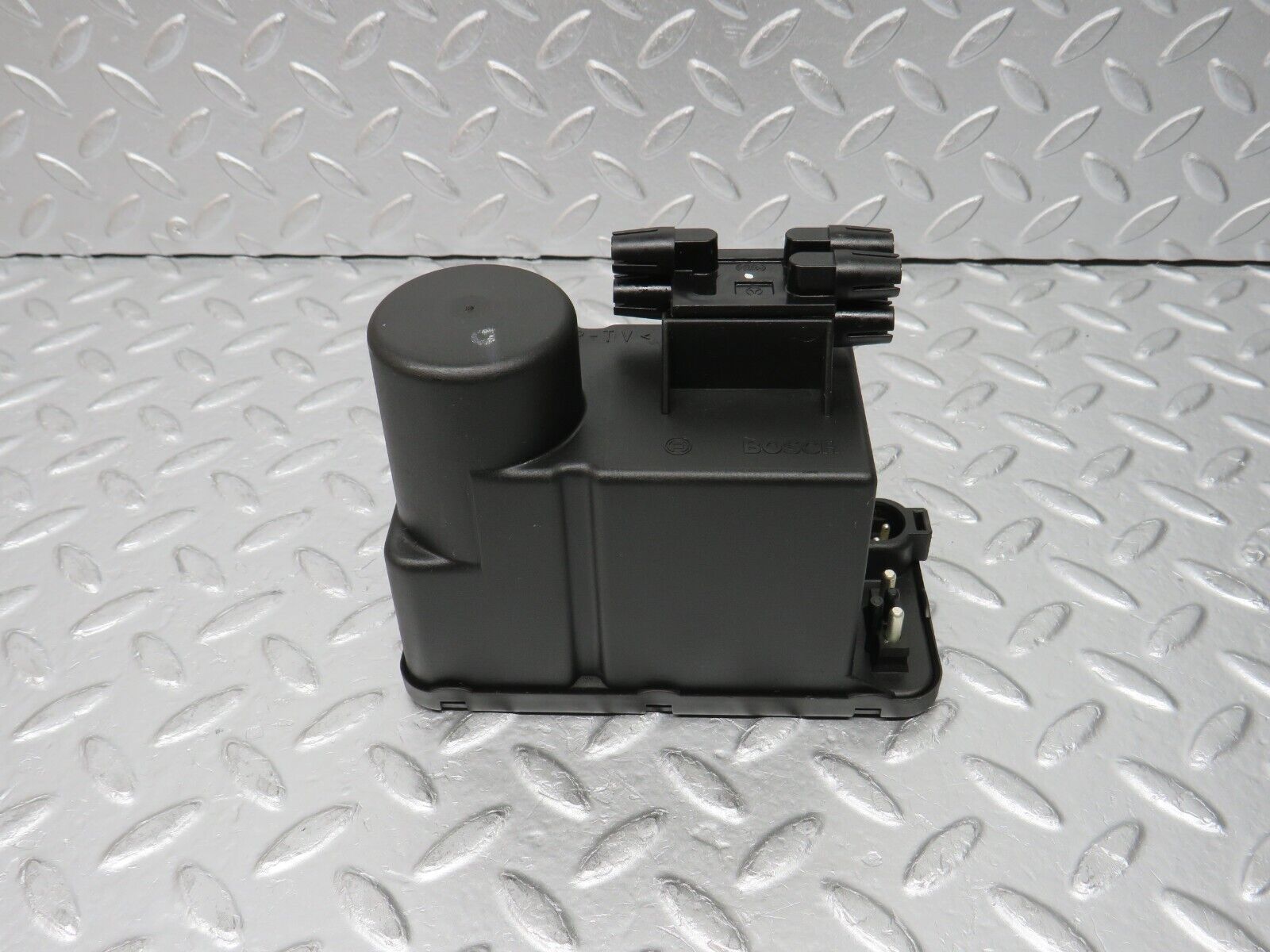 31330 Mercedes-Benz S124 220TE Wagon Central Locking Pump 1248000948