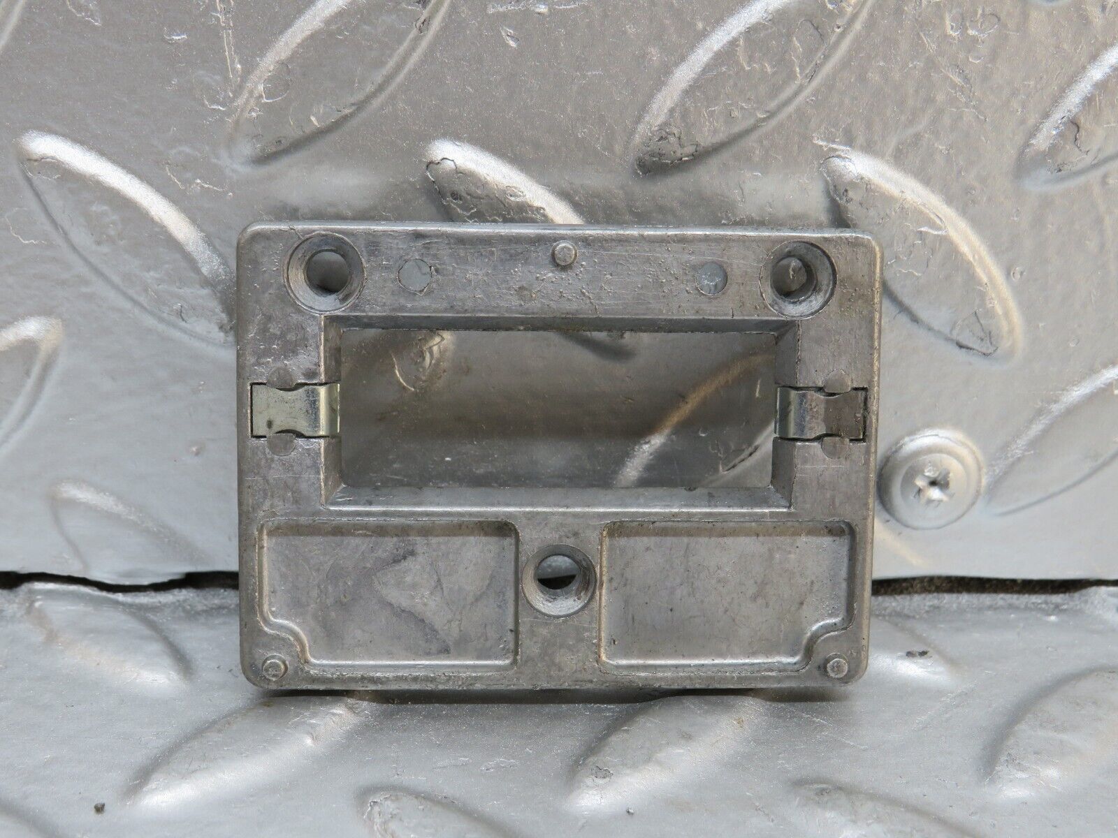 29325 Mercedes-Benz W124 230E Rear View Mirror Bracket